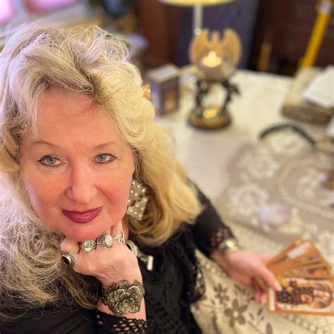 Psychic Violetta is a natural born Polish - Canadian psychic and channeler whose gift is in seeing pictures as an answer specific to her life experiences. . Psychic violetta youtube